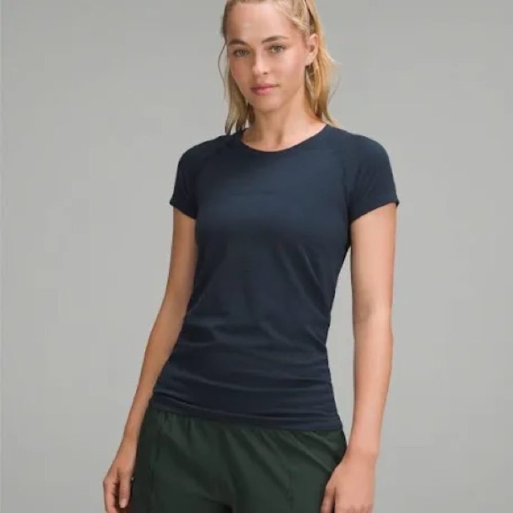 Lululemon swiftly tech Women's navy T-Shirt